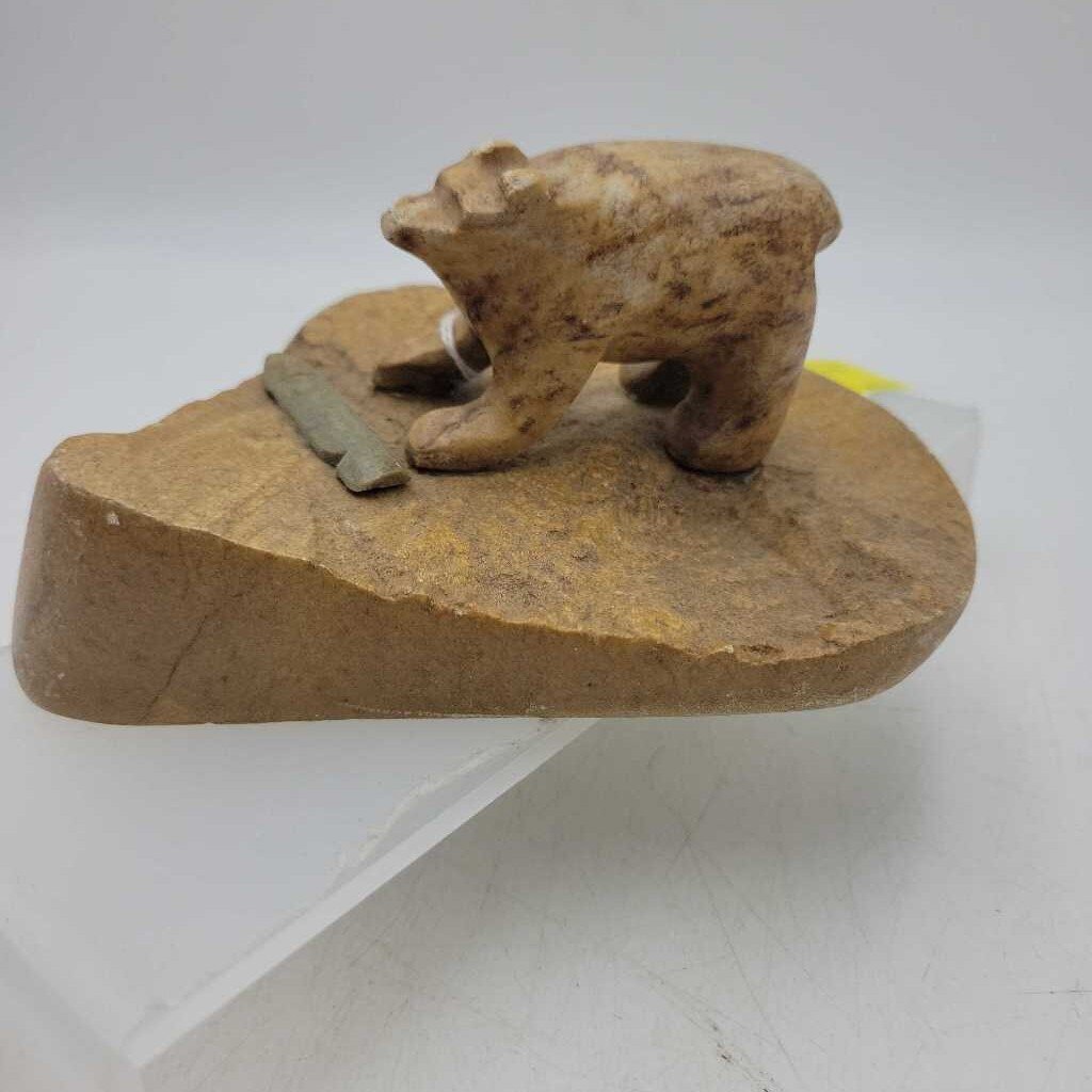 Inuit Carving Bear (DEB)
