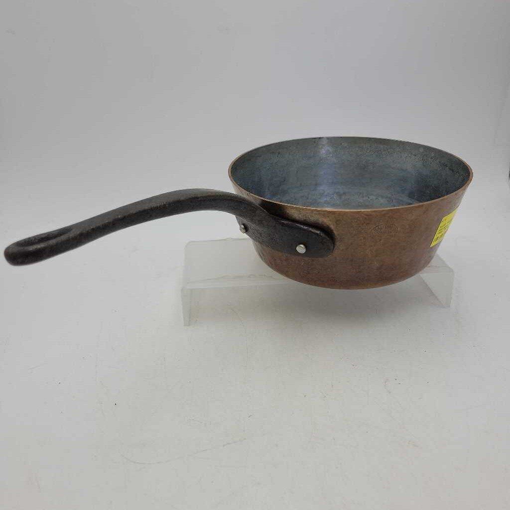 Vintage French Hammered Copper Saucepan (1985) (MCOL)