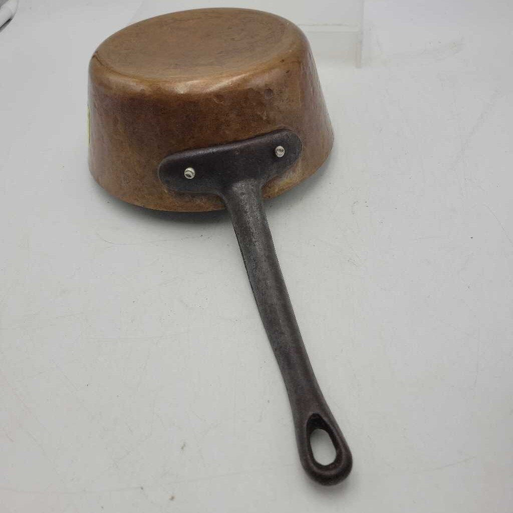 Vintage French Hammered Copper Saucepan (1985) (MCOL)