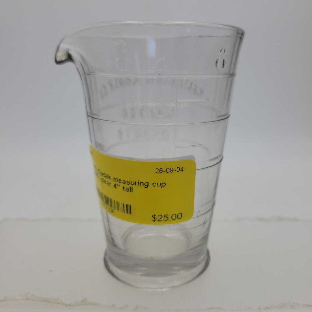 Kodak measuring cup (LIND)