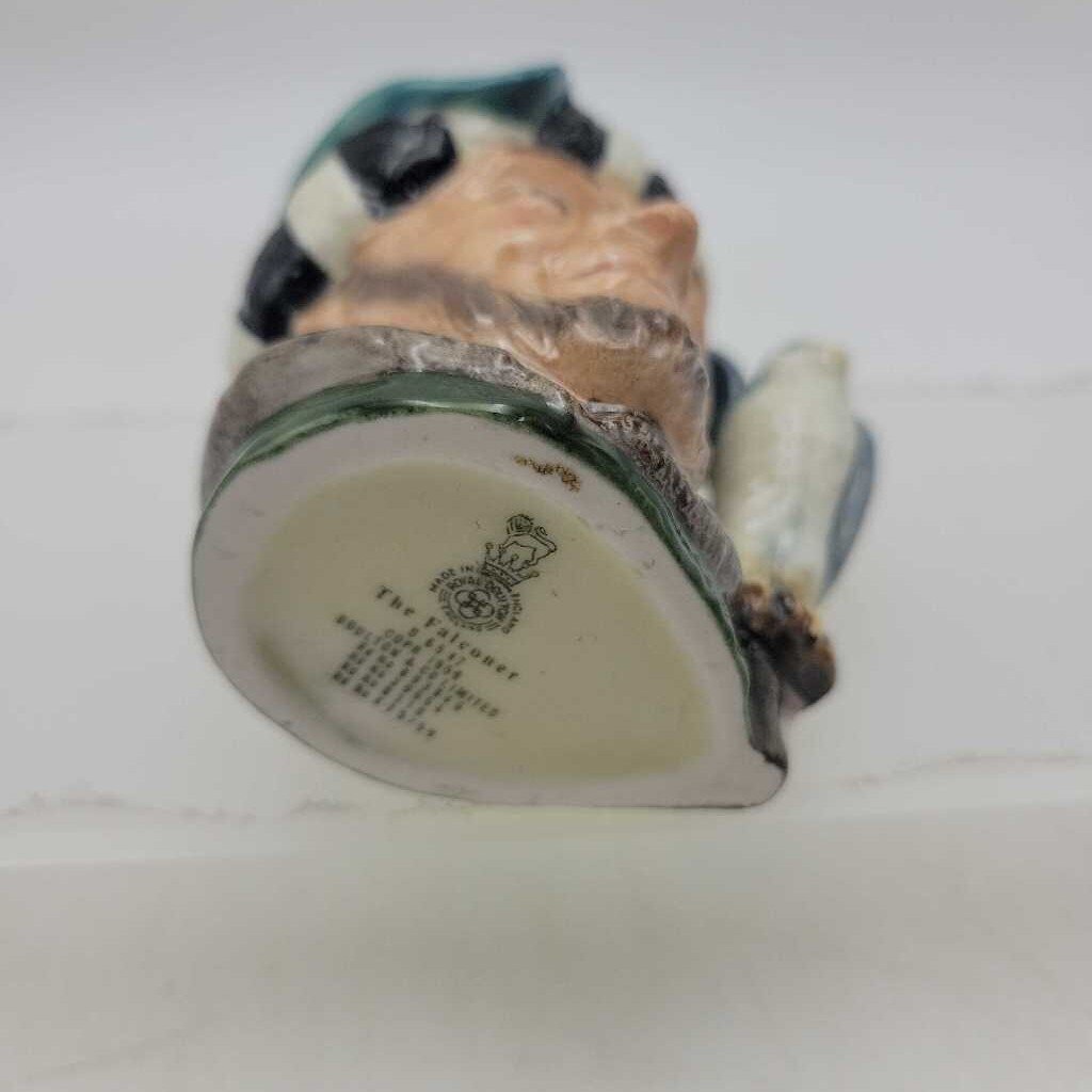 Royal Doulton Toby mug The Falconer D6547 (YVO 609