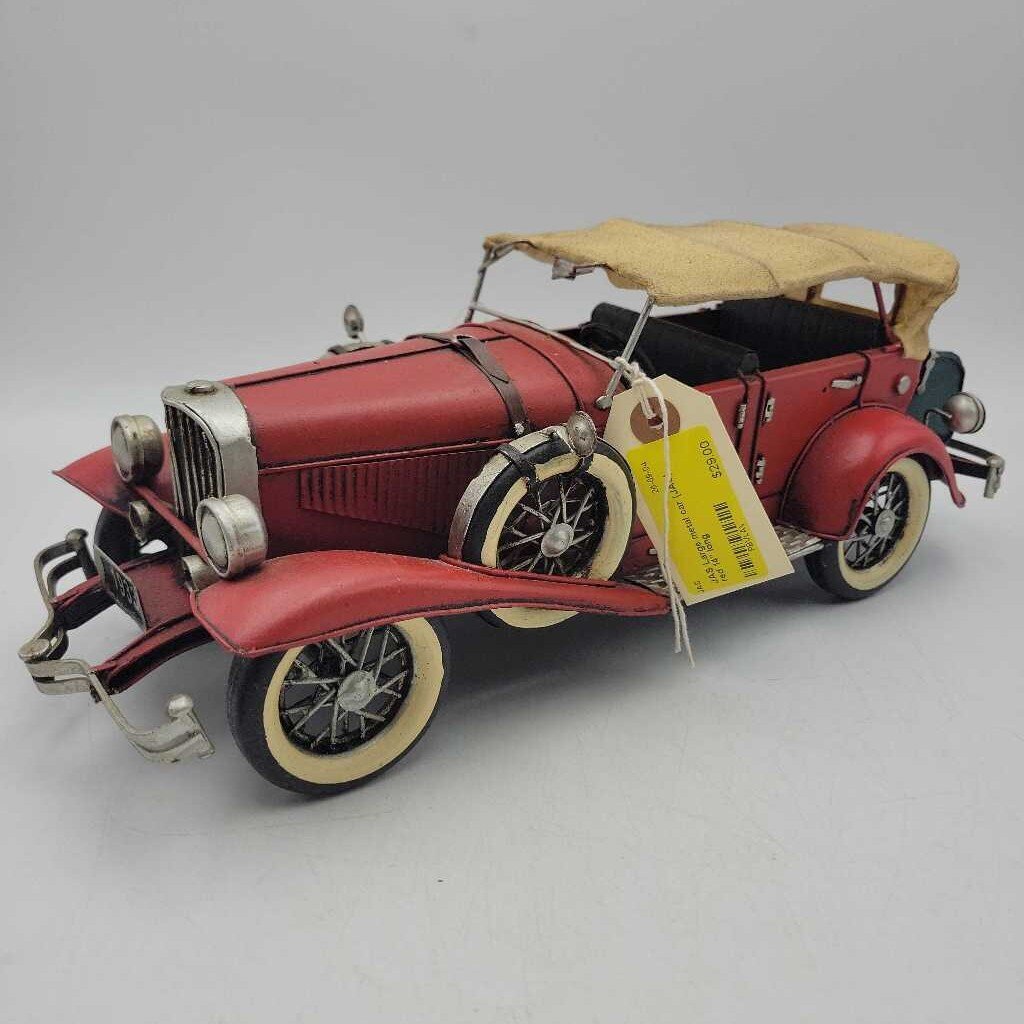 Large metal car (JAS)