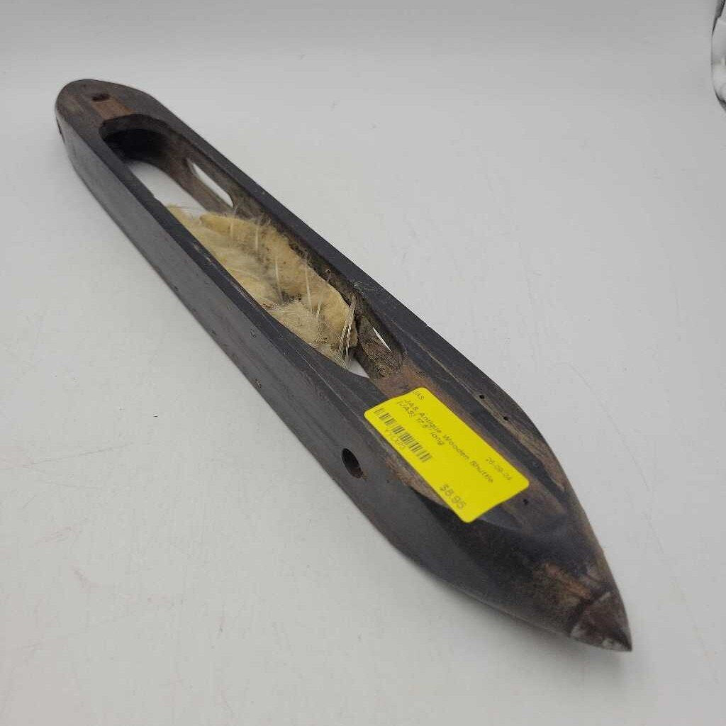 Antique Wooden Shuttle (JAS)