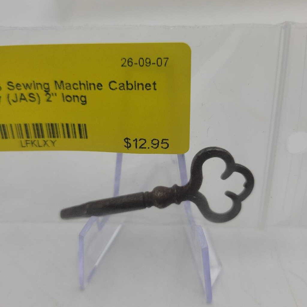 Sewing Machine Cabinet Key (JAS)