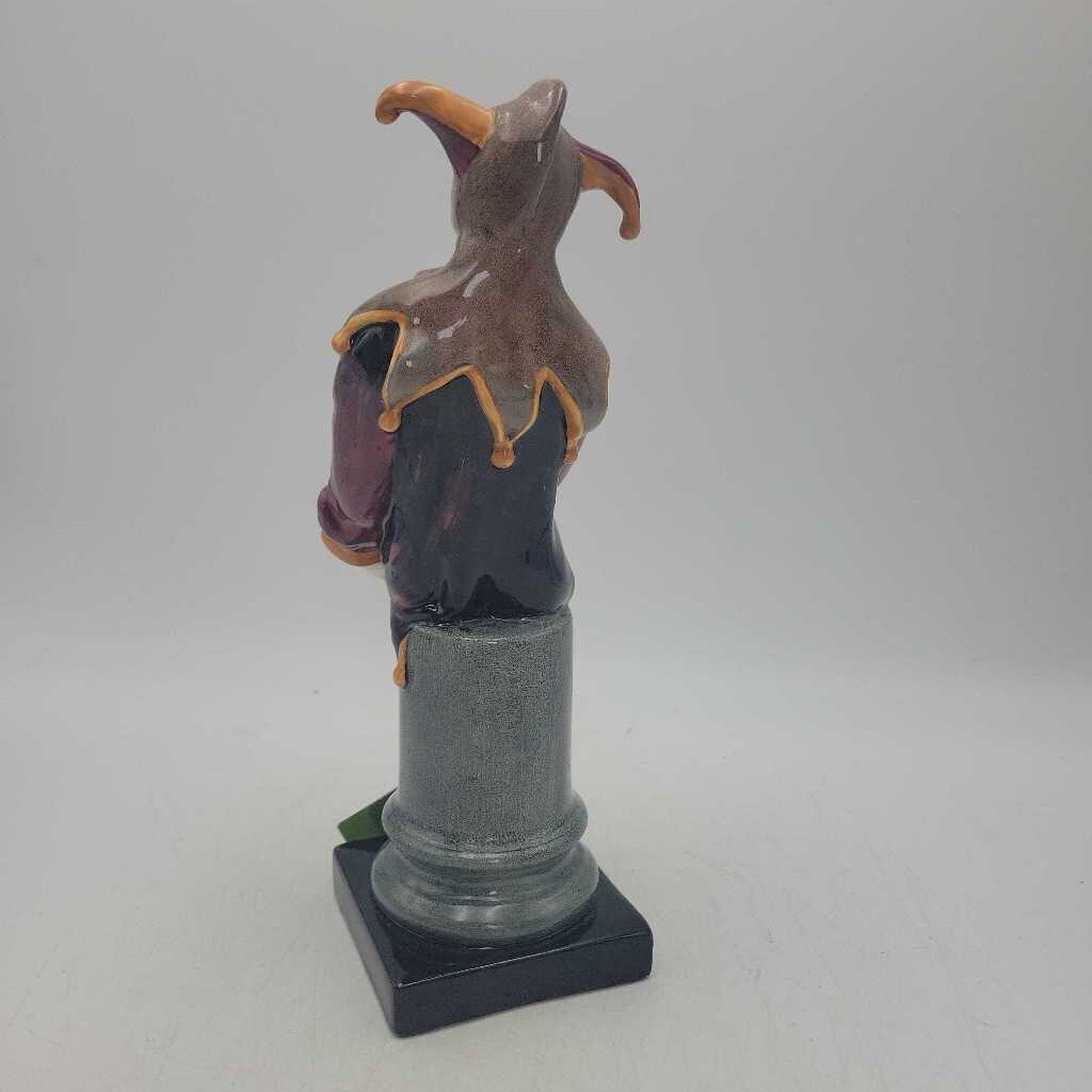 Royal Doulton "The Jester" HN2016 Figurine (DMG) 1534