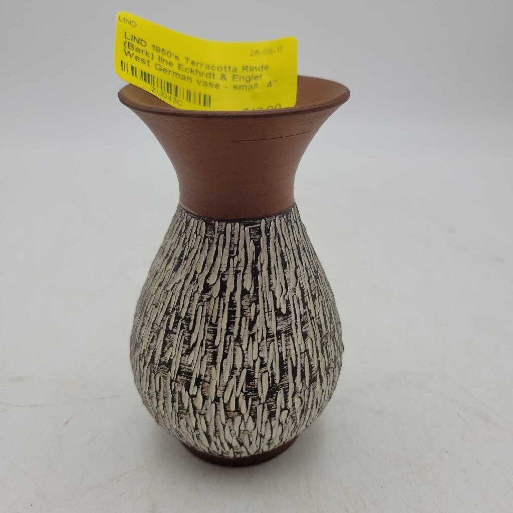 1950's Terracotta Rinde (Bark) line Eckhrdt & Engler West German vase - small
