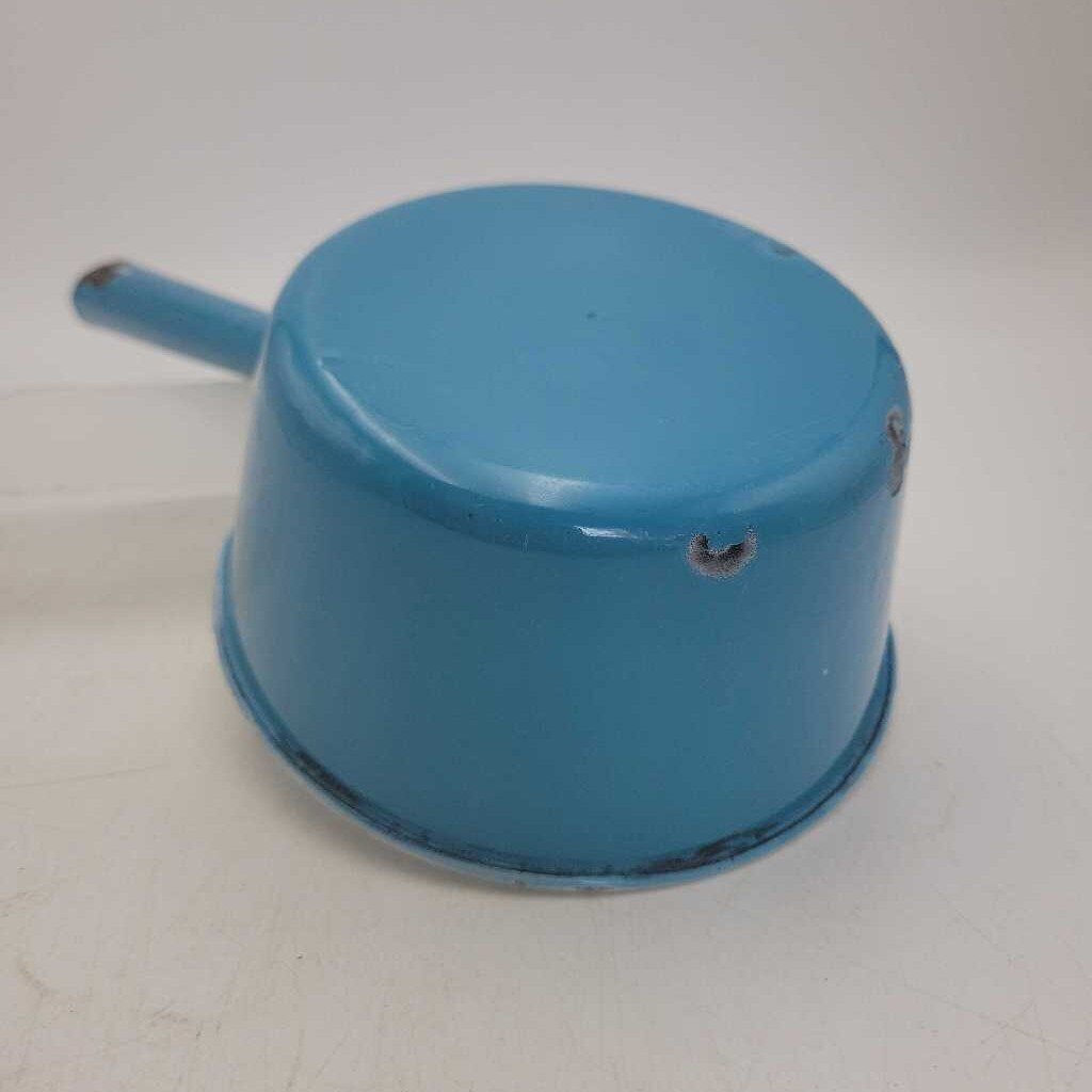 Blue & white porcelain Old enamel ware Pot (JAS)