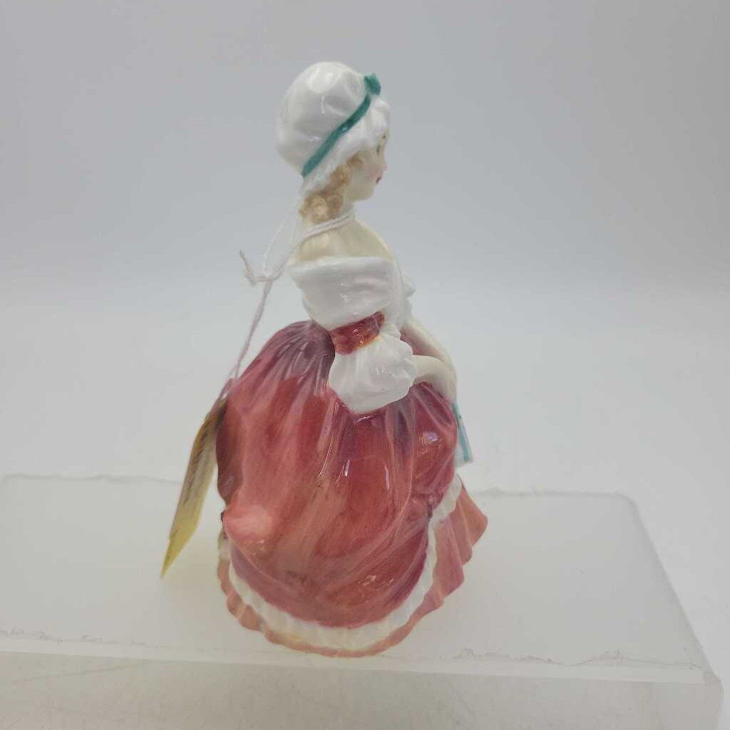 Royal Doulton "Peggy " HN2038 (DEB)