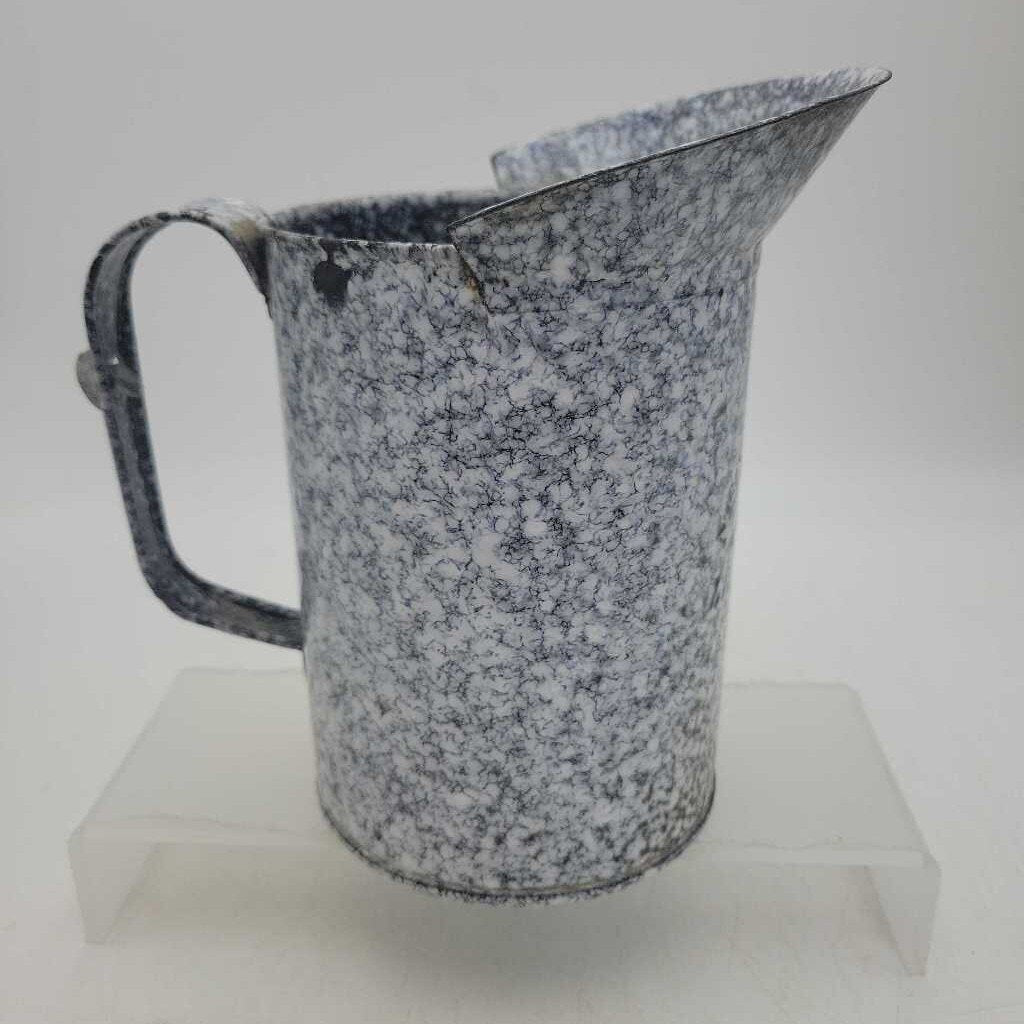 Rare Enamelled 1 Pint Measure (JAS)
