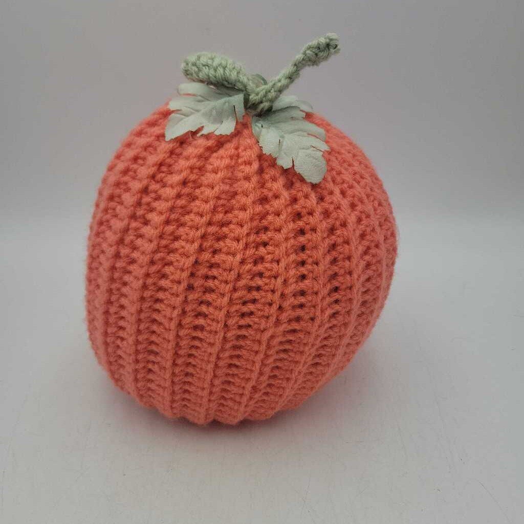 Crocheted Pumpkin (TRE)