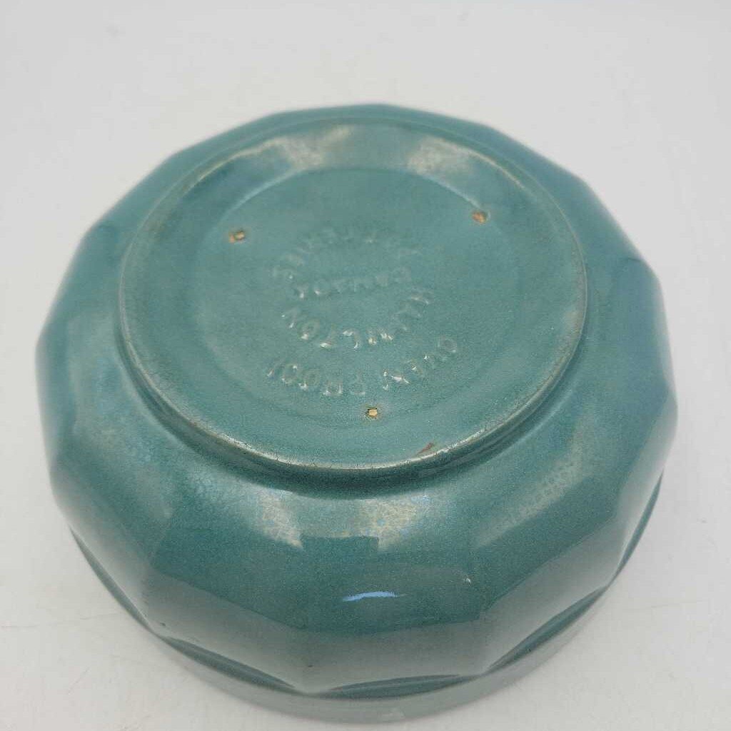Hamilton potteries bowl.(TRE)