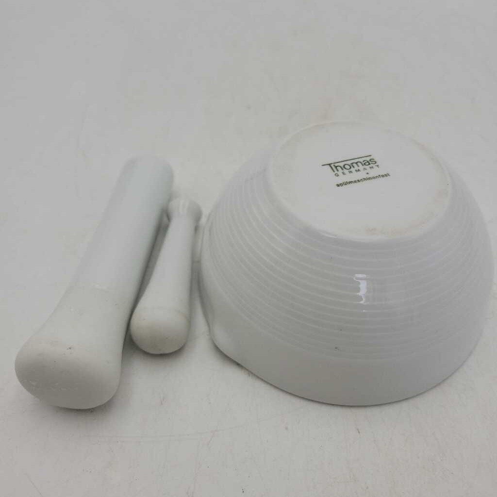 Mortar Bowl and Large/Small Pestle (YVO) (609)