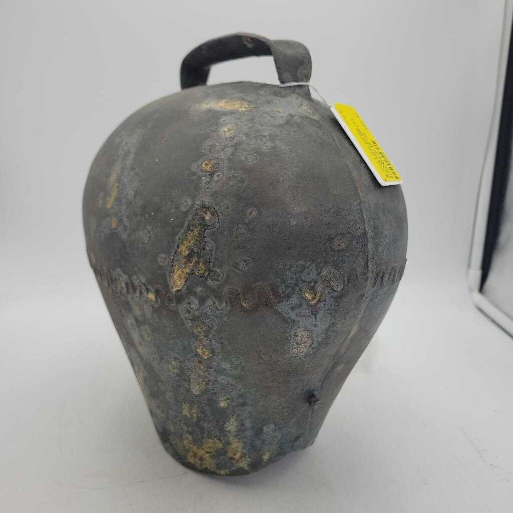 Very Large Vintage Brass/Bronze Cow Bell (JL)