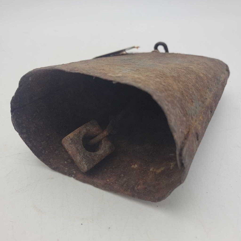 Large Vintage Cow Bell (JL)