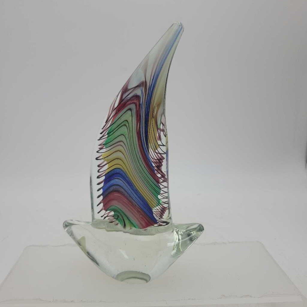 Sail boat art glass Paper Weight (KAR)