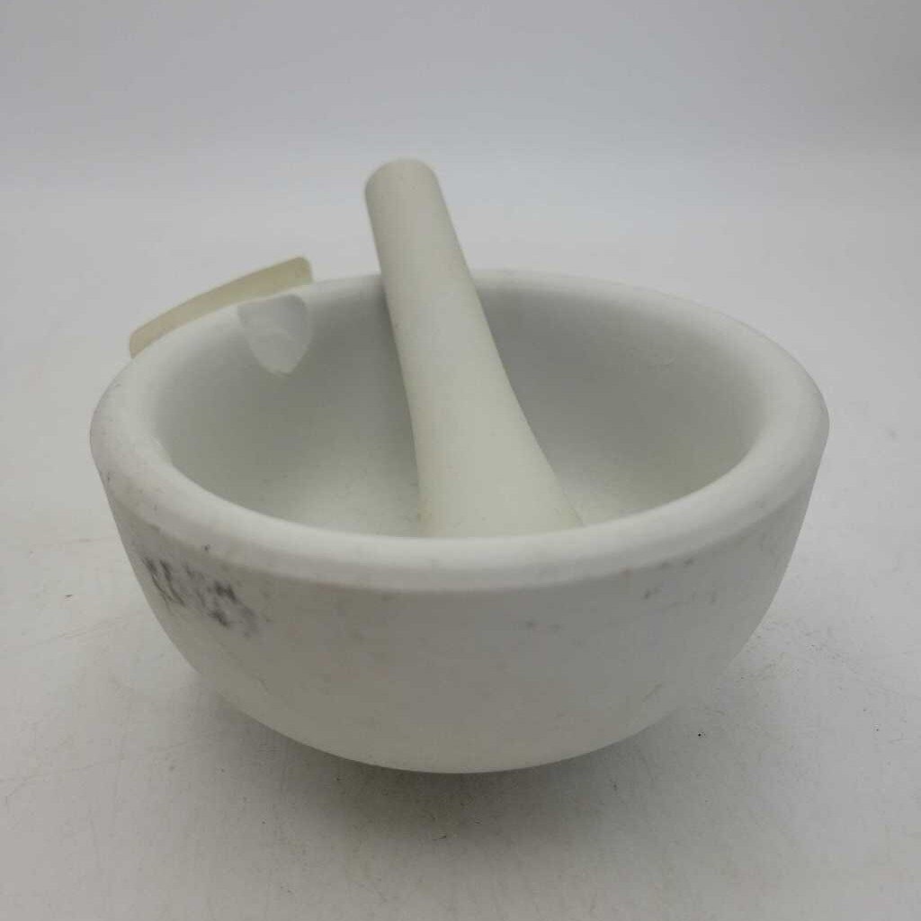 Mortar and pestle (US2)