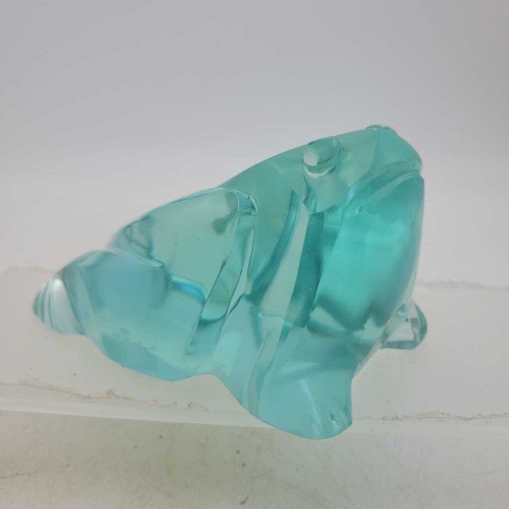 Blue glass frog Paperweight (LIND)