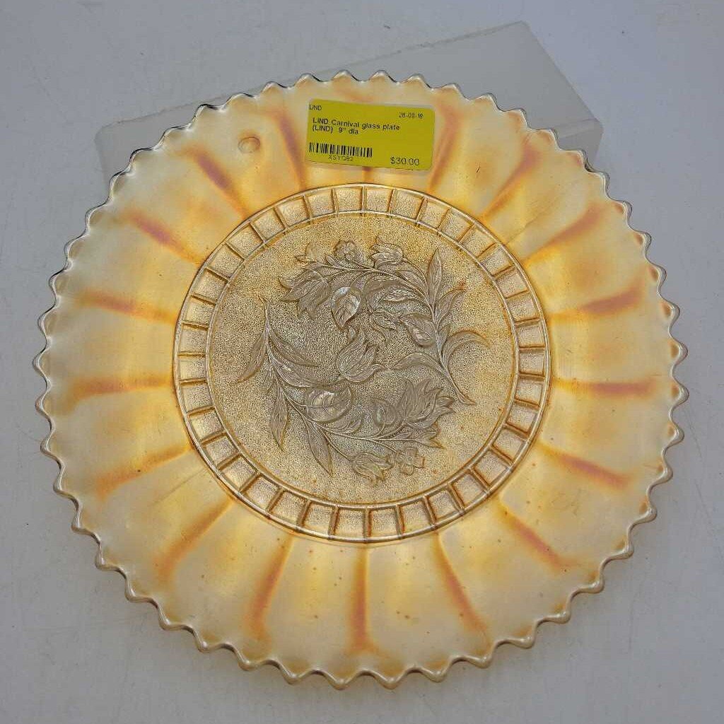 Carnival glass plate (LIND)