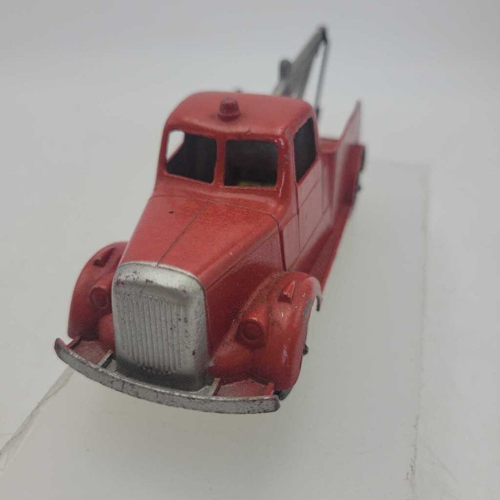 Tootsie Toy Tow truck (JEF) Made in USA