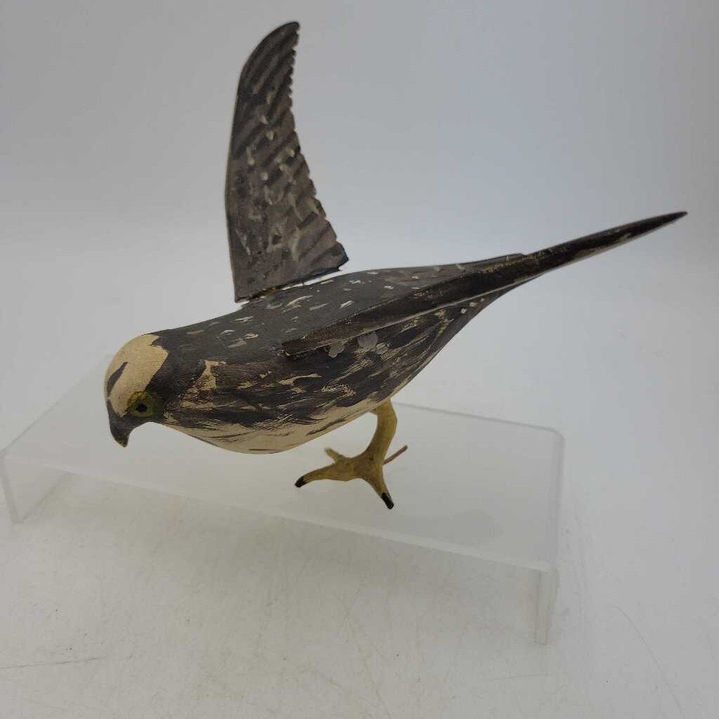 folk art bird...signed D.B. (US2)