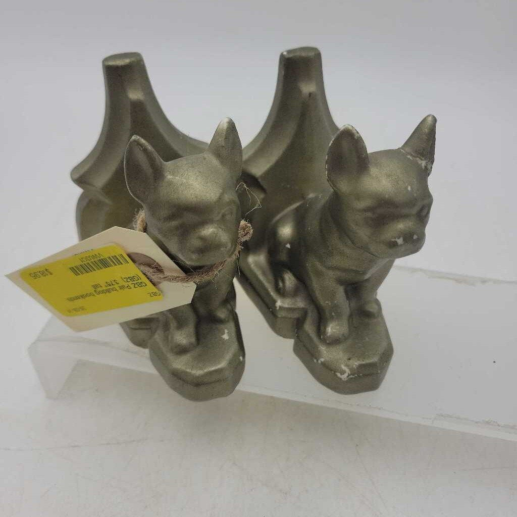 Pair bulldog bookends note repaired ear (GBZ)