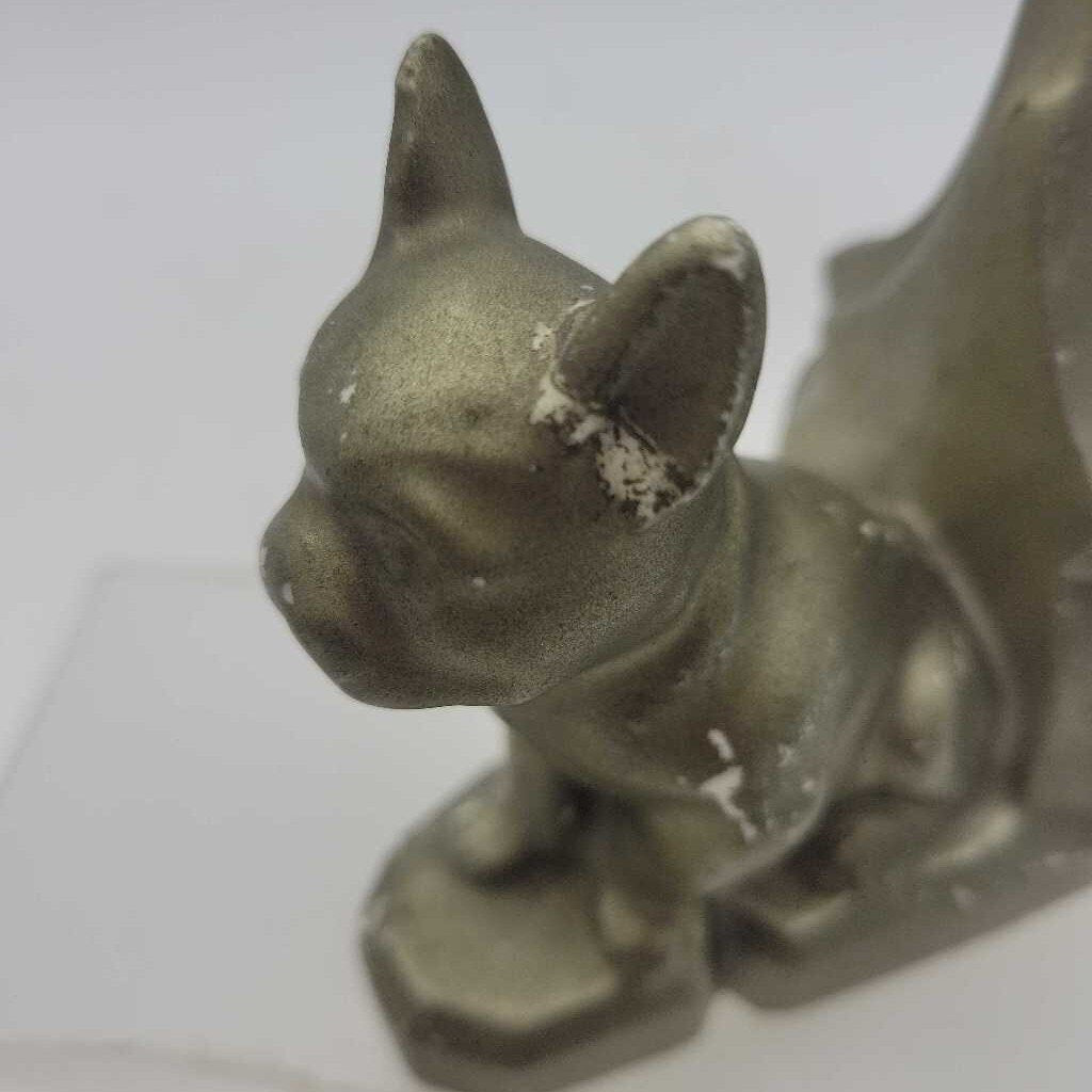 Pair bulldog bookends note repaired ear (GBZ)