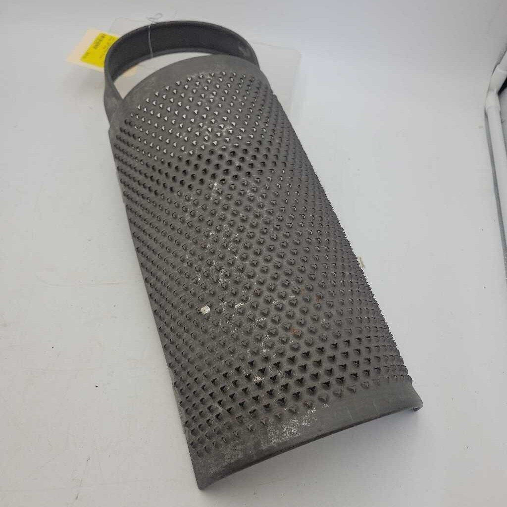 Large antique Grater (Jas)
