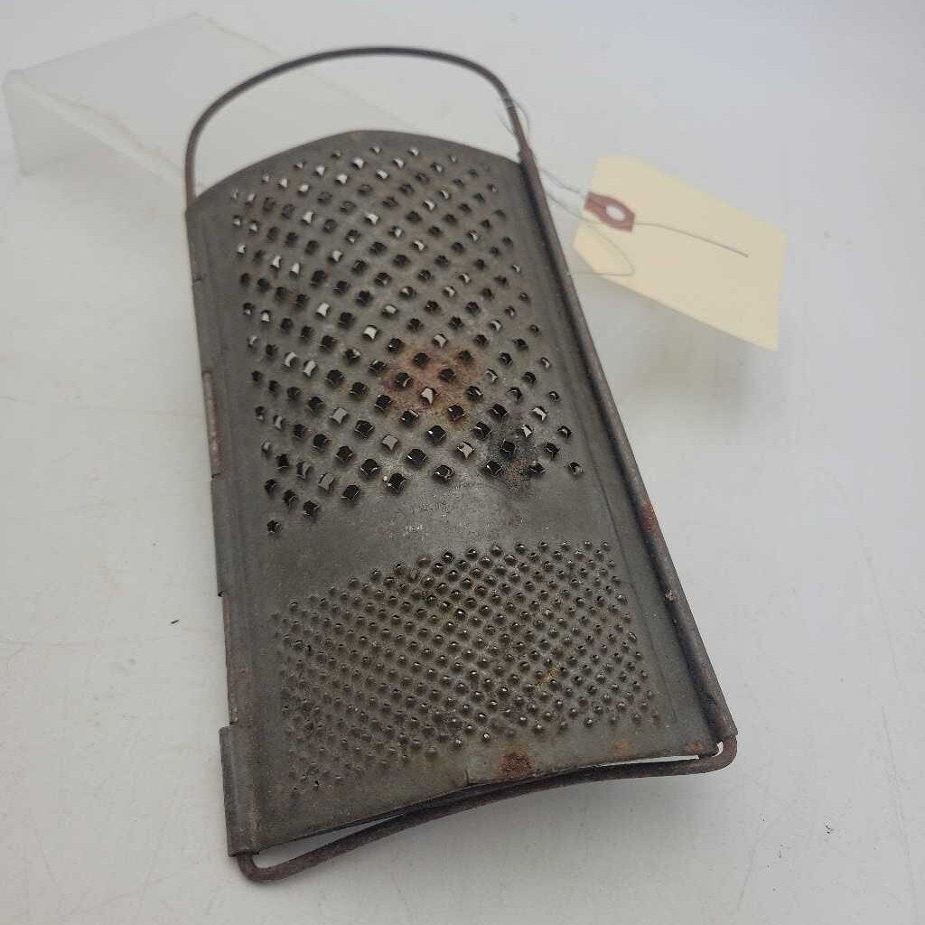 antique Grater (Jas)