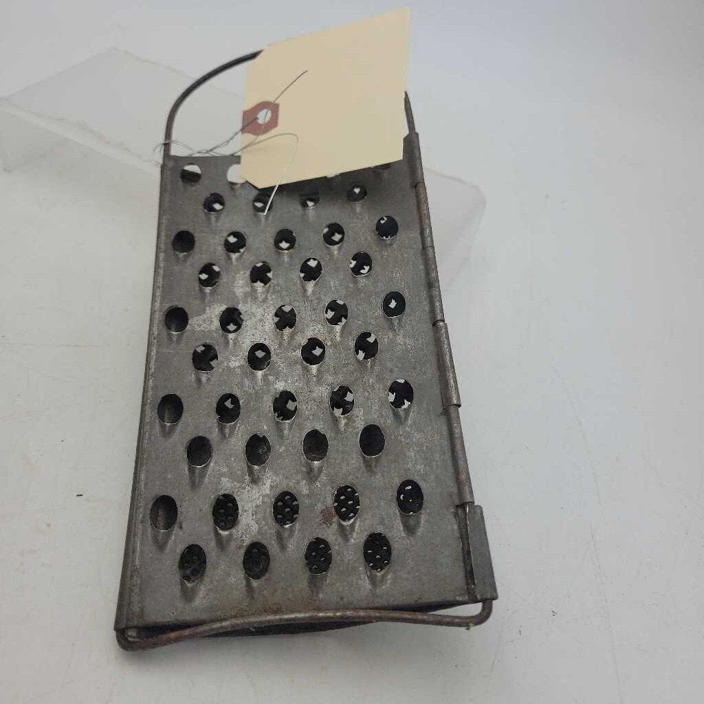 antique Grater (Jas)