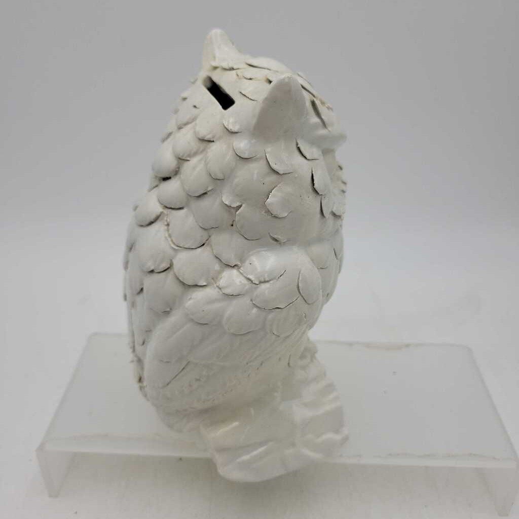 Bea, The Owl Coin Bank #580 (MCC)