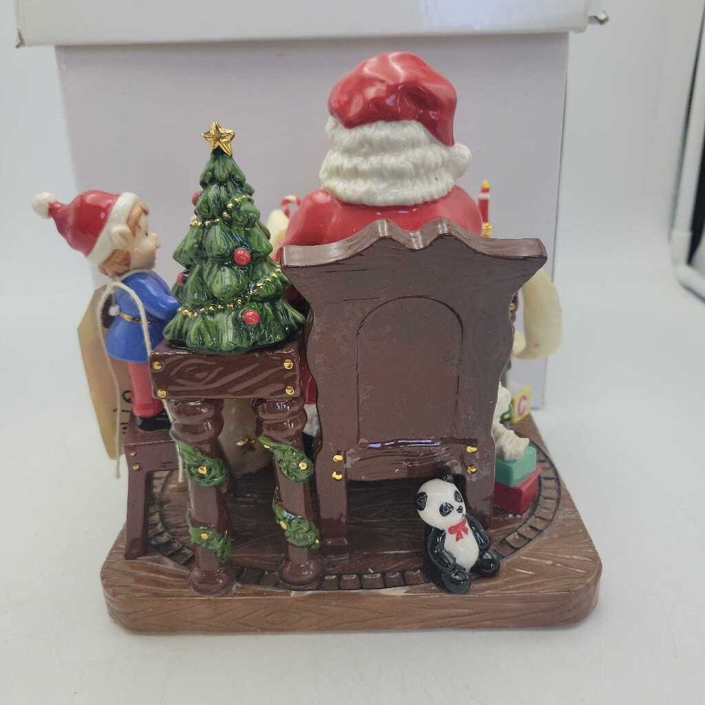 Royal Doulton Santa Makes His List Figurine HN5468