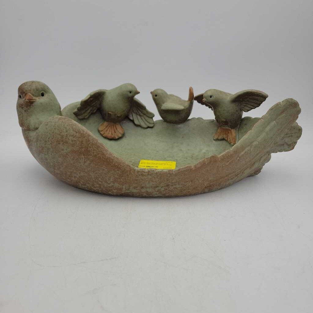Beautiful Bird pottery Bowl dish (DMG) 1579