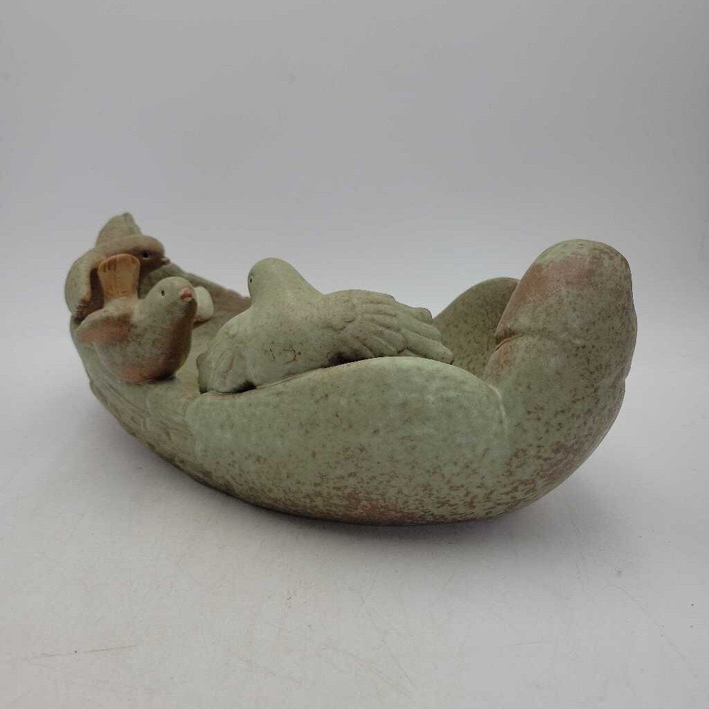Beautiful Bird pottery Bowl dish (DMG) 1579