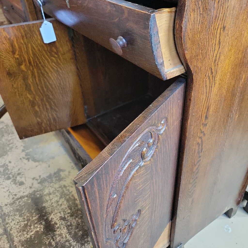 Oak Side by Side China cabinet Circa 1905 (NS) 354