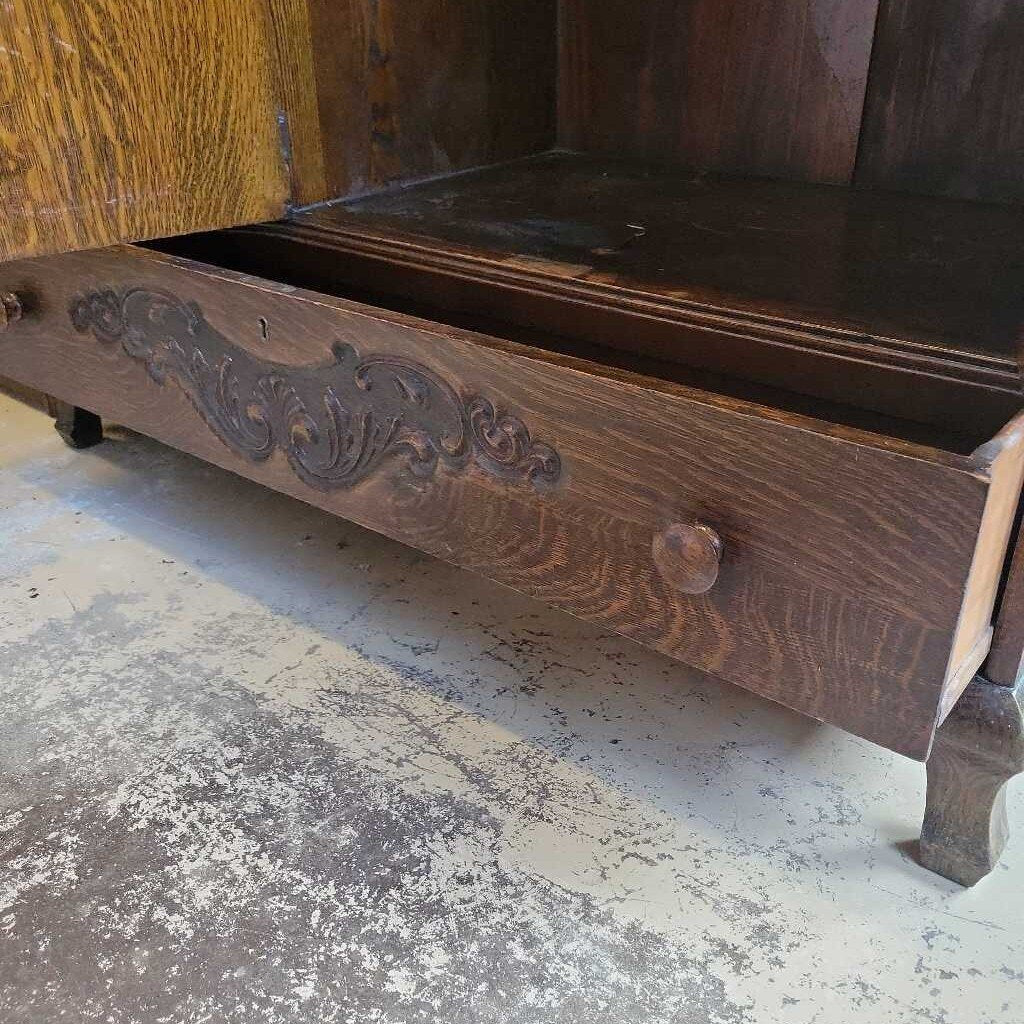 Oak Side by Side China cabinet Circa 1905 (NS) 354
