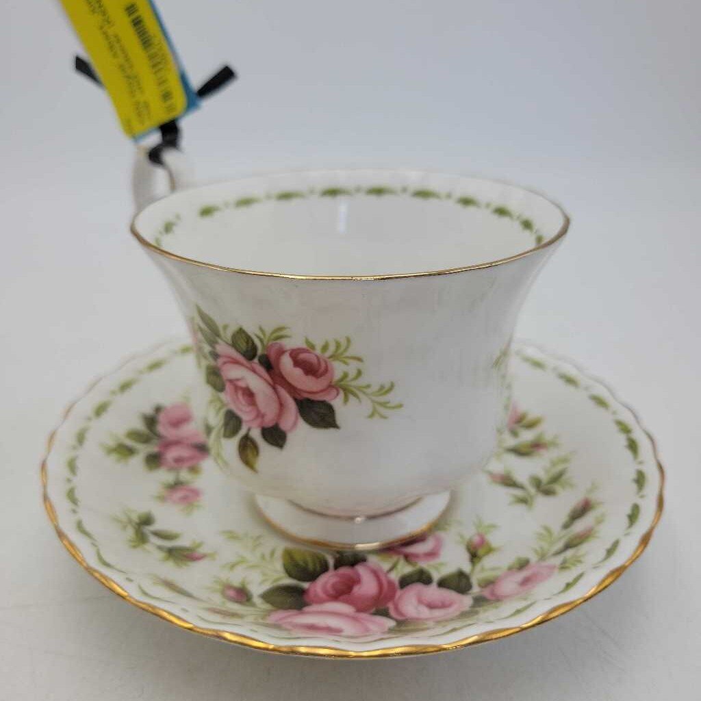 Royal Albert, June tea cup and saucer (KEN)