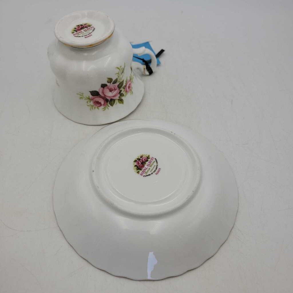 Royal Albert, June tea cup and saucer (KEN)