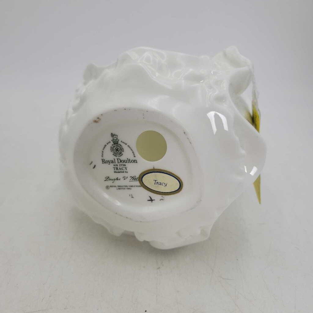 Royal Doulton "Tracy" HN2736 (SJ)