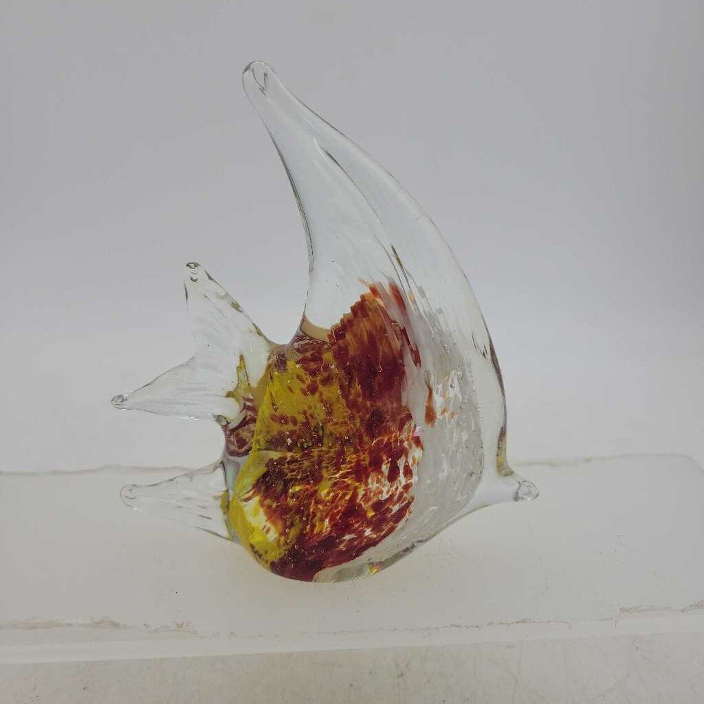 Unique Glass Paperweight Angel fish (DMG) 1388