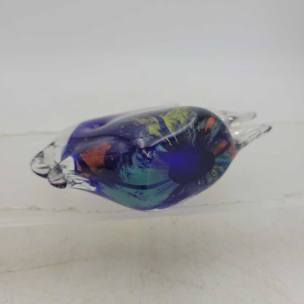 Unique Glass Paperweight Angel fish (DMG) 1389