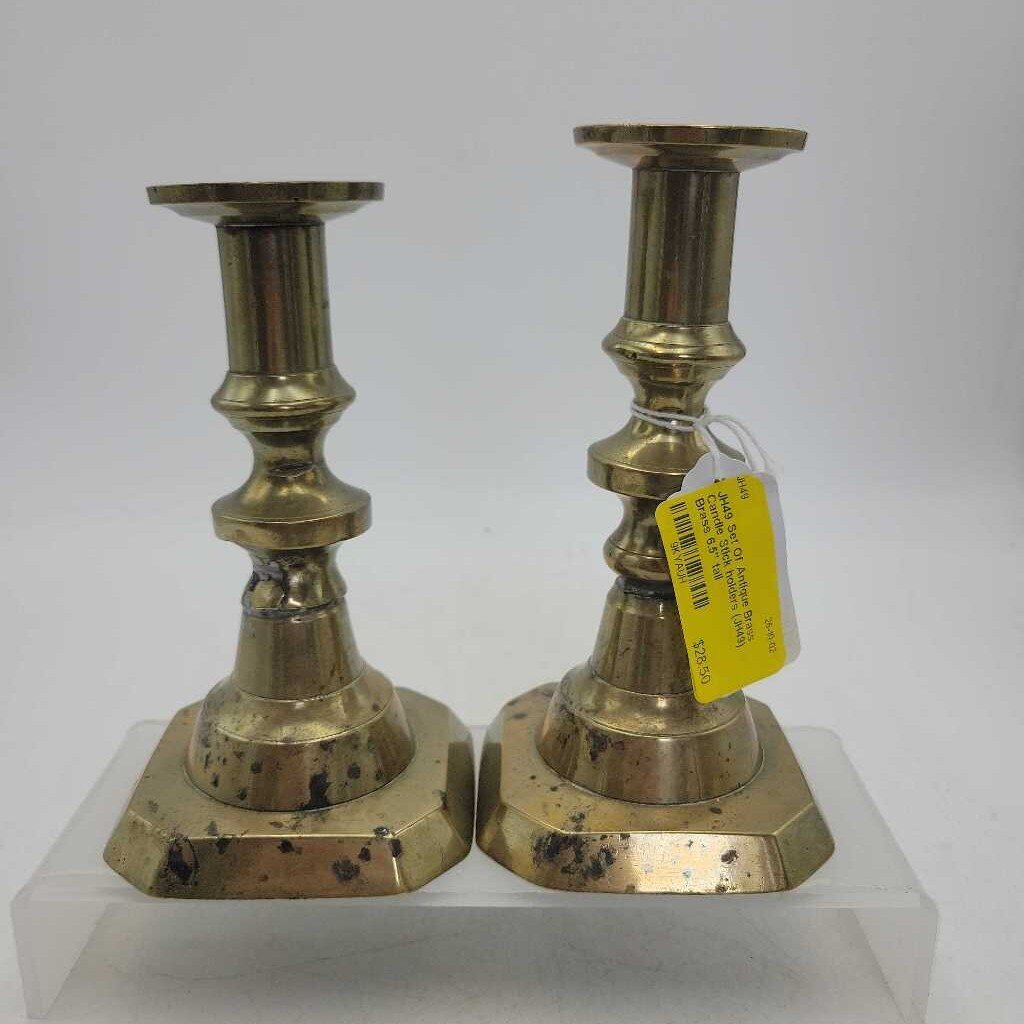 Set Of Antique Brass Candle Stick holders (JH49)