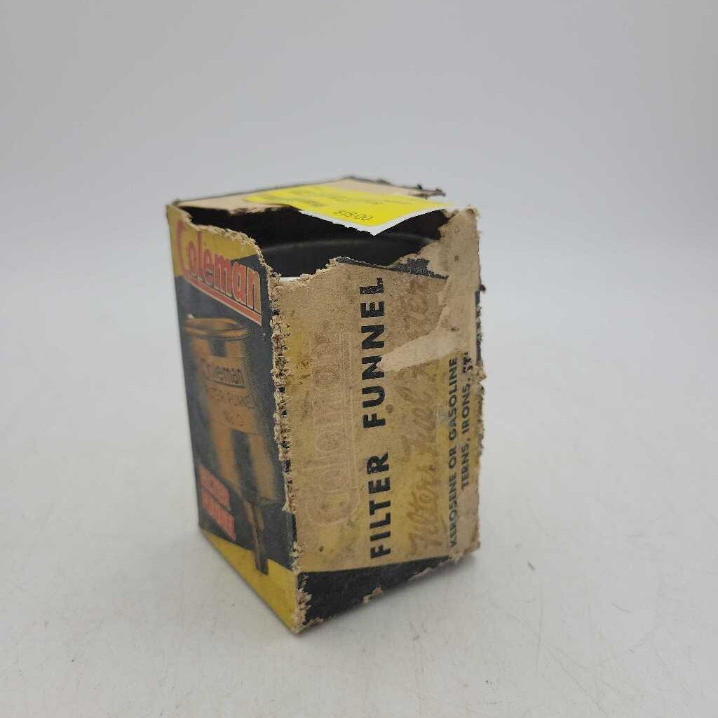 Coleman Lantern Funnel filler (JAS)