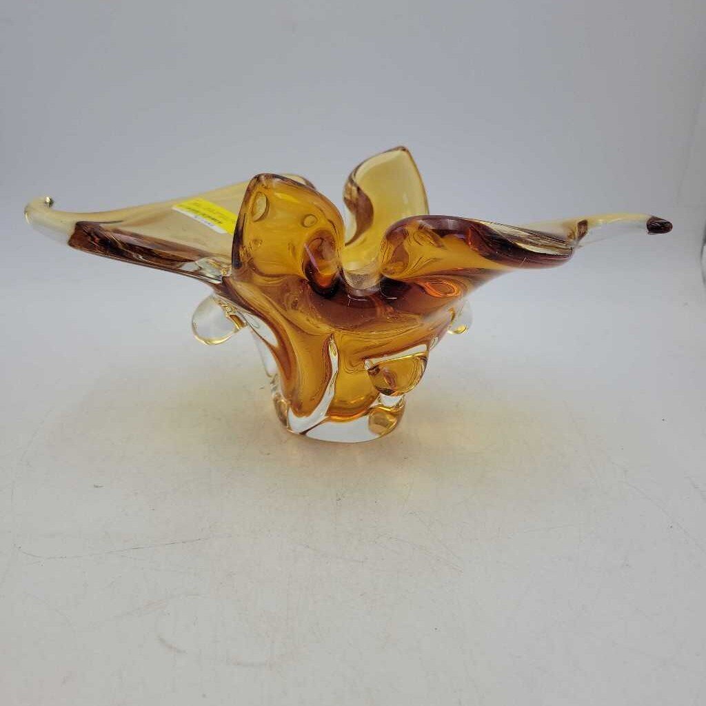 Art Glass vase MCM (JFH)