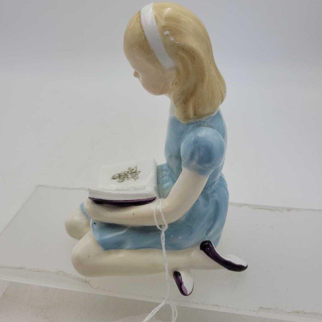 Royal Doulton "Alice " HN2158 Figurine (DEB)