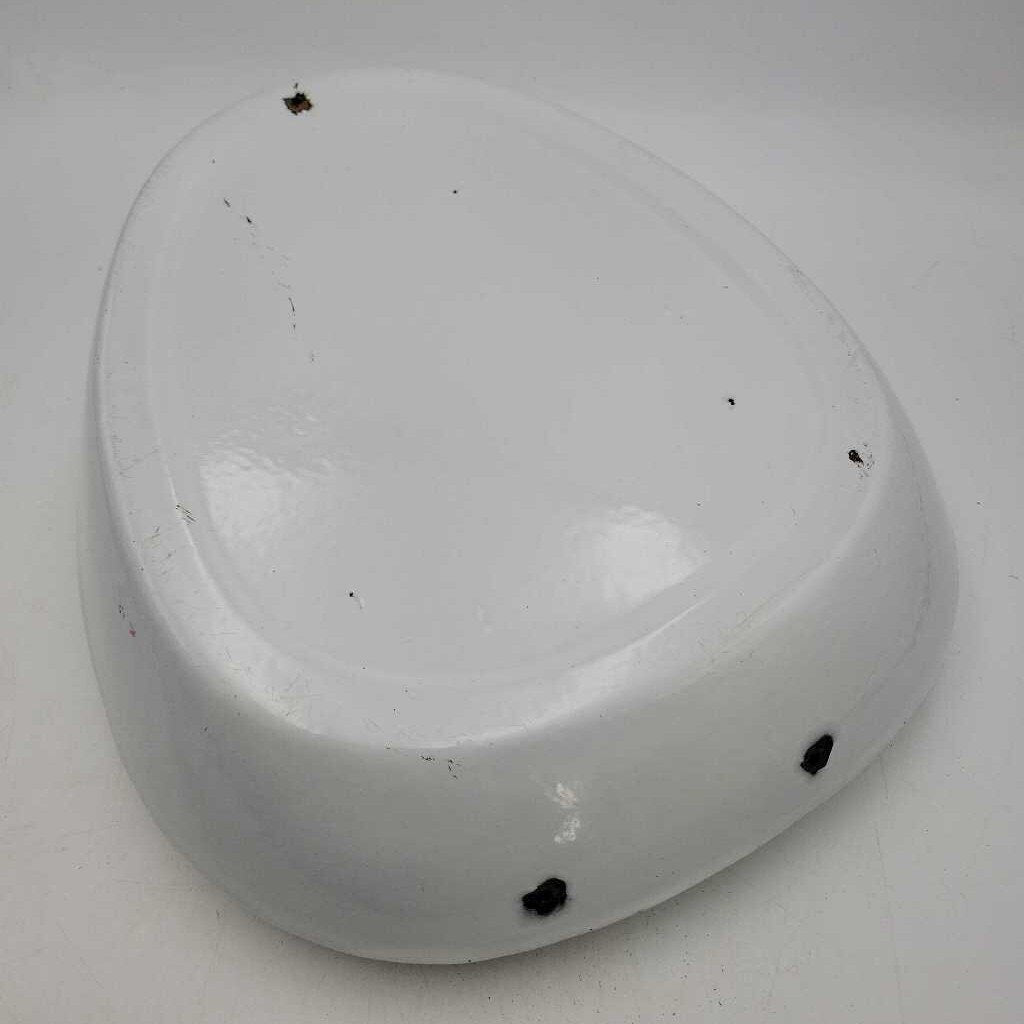 Enamelware Bed Pan (JAS)