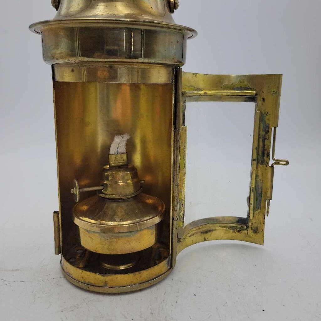 Brass Oil Lantern Ship (KAR)