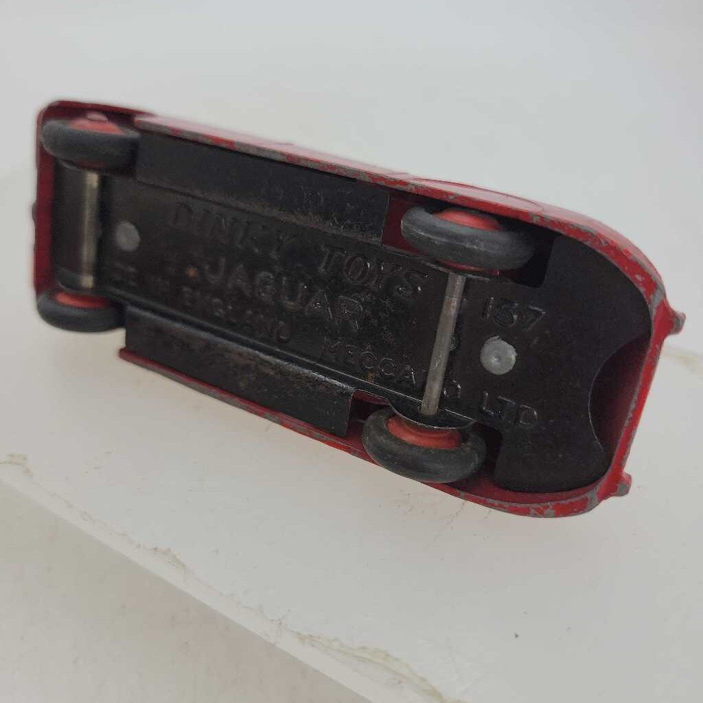 Dinky 1954 Jaguar XK120 #157 (JAS)