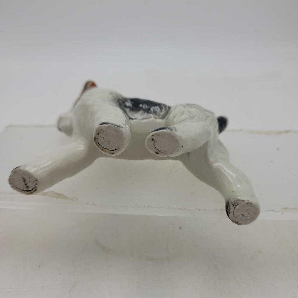Fox Terrier Figure #3514 (MCC)