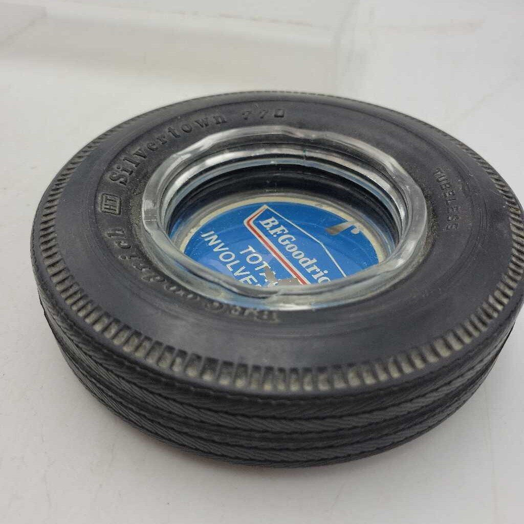 Rubber Tire Ashtray BF Goodrich glass insert (5446)