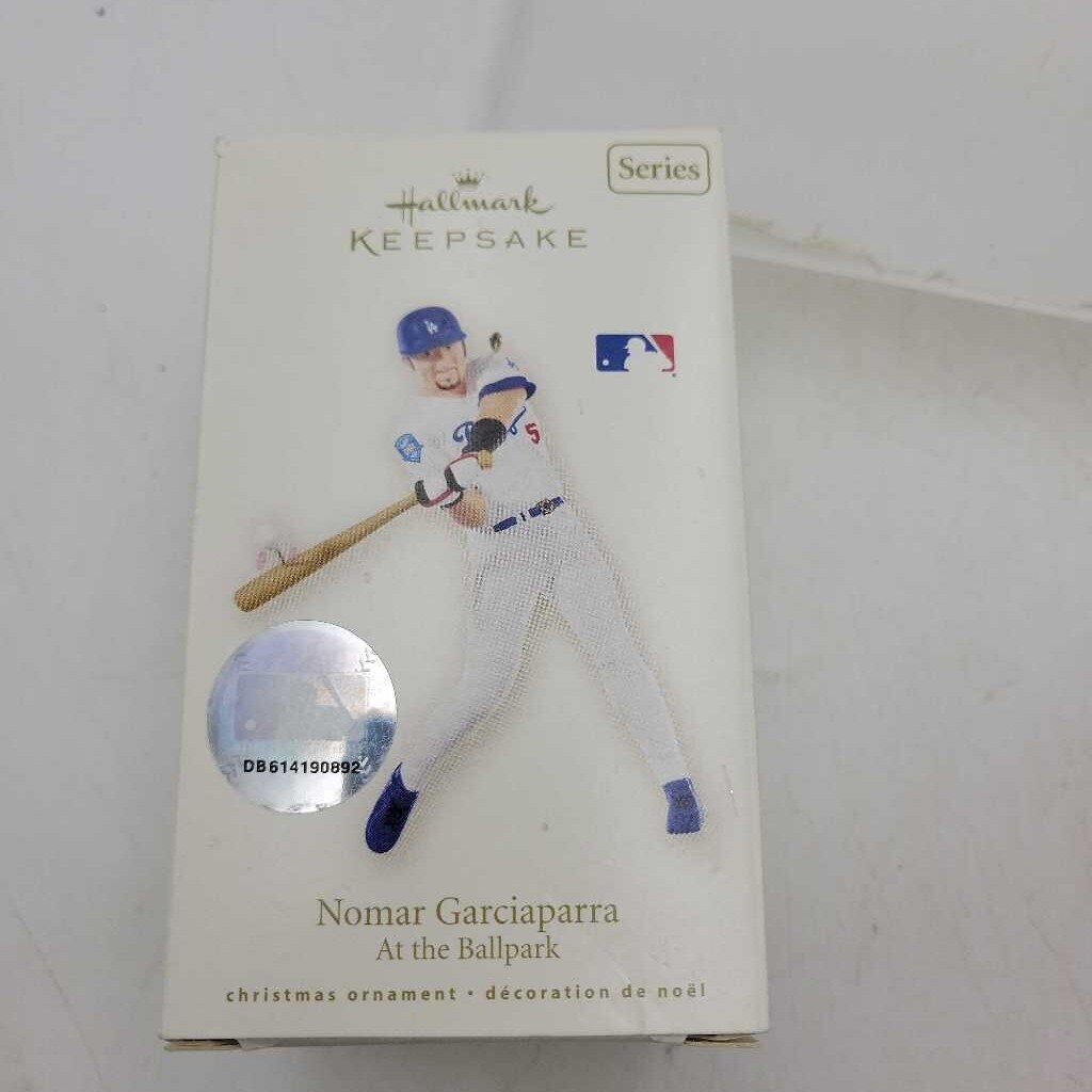 baseball ornament Nomar Garciaparra MLB (JAS)